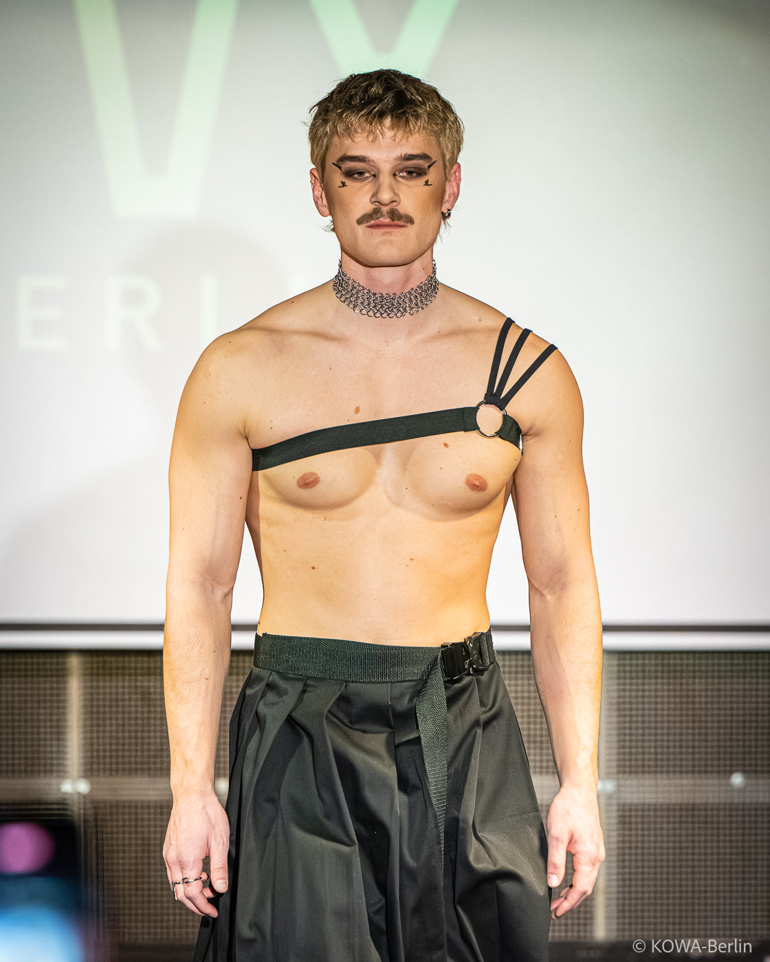 SYDNEY Asymmetric Harness