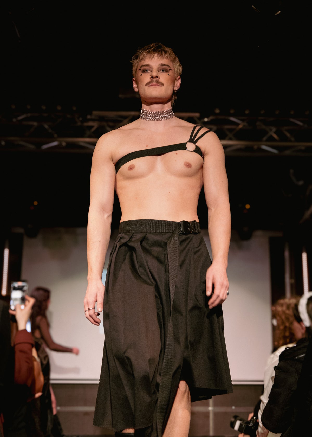 SYDNEY Asymmetric Skirt